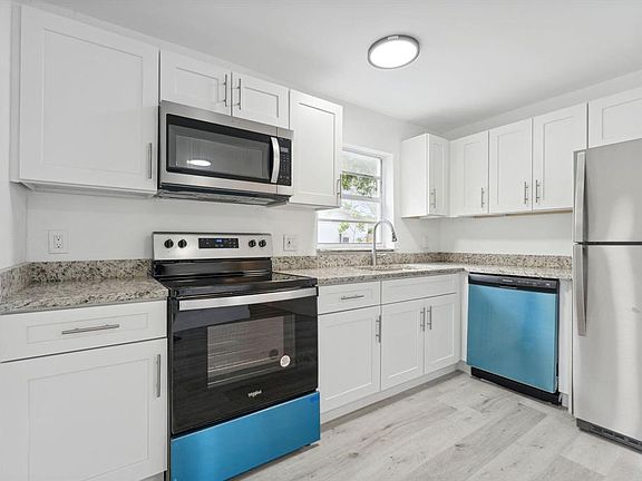 2nd image of 448 NW 3rd Ave #448