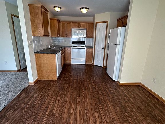 5th image of 405 NE Adams Dairy Pkwy #407