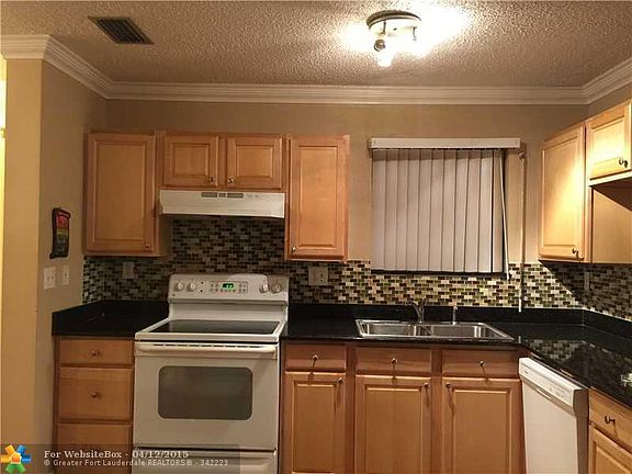 4th image of 2856 NW 80th Ave