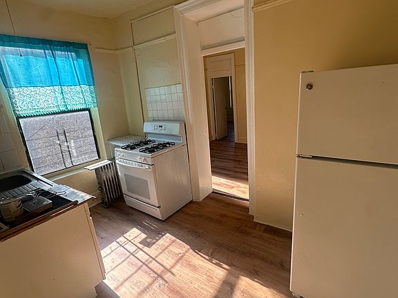 2nd image of 3102 Villa Ave APT 20