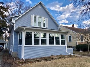 810 N 10th St, Dekalb, IL 60115