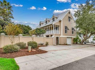 647 N Creekside Dr, Murrells Inlet, SC 29576