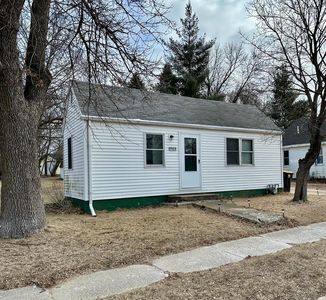 1153 Drake Ave, Windom, MN, 56101