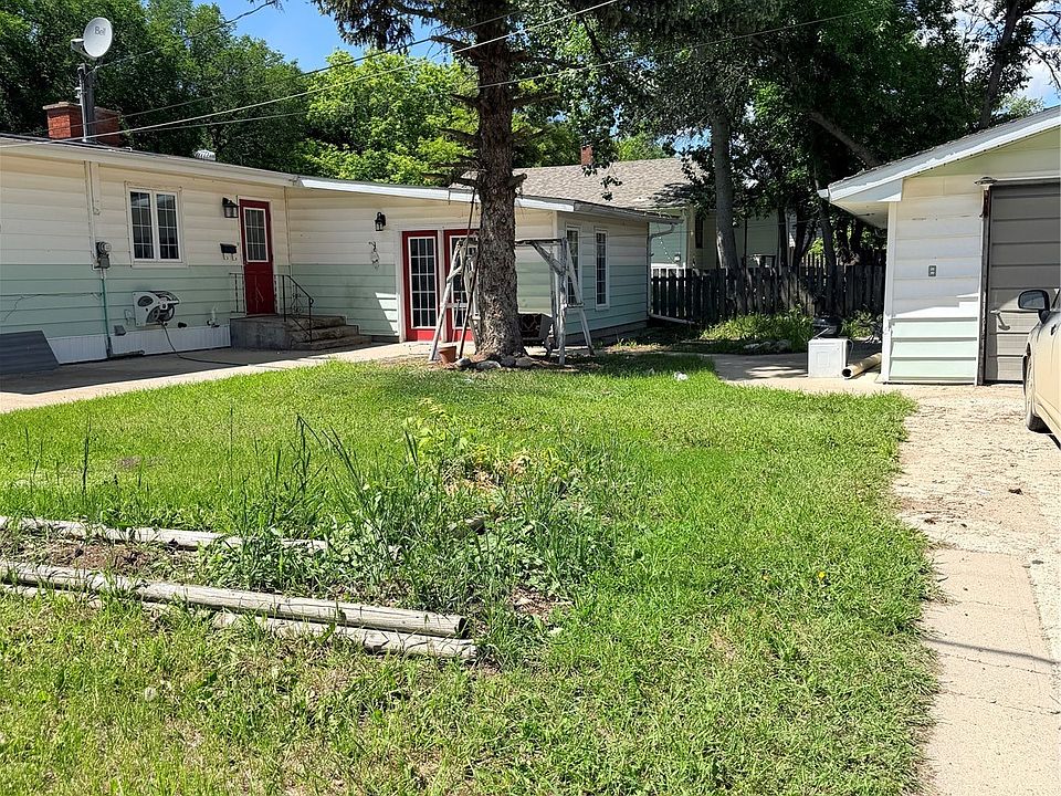 1st image of 706 3rd Street E