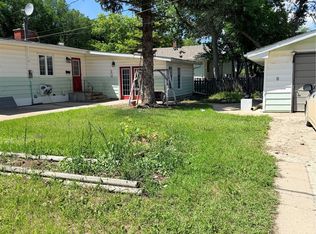 706 3rd Street E, Shaunavon, SK S0N 2M0