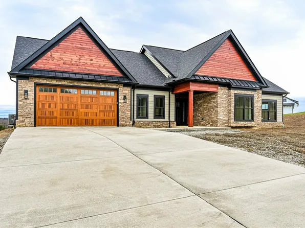 2039 Totteridge Dr, Greensburg, PA 15601