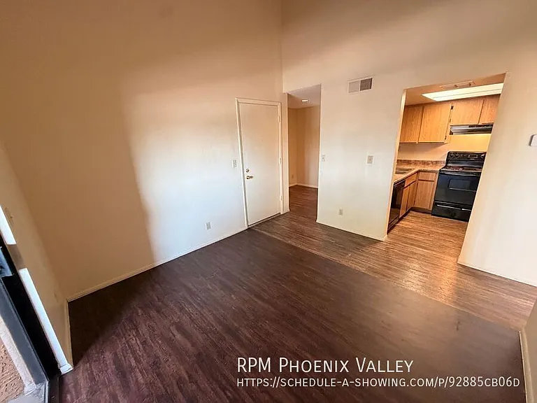 Parkside Apartments — Photo 36