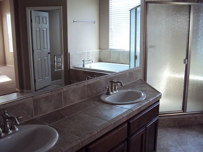 2744 N Duke Ct — Photo 8