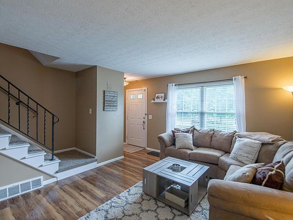 5th image of 3523 Sunset Dr