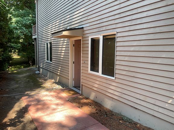 2nd image of 23824 SE 28th St #1