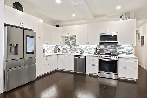 Sold by Keller Williams NYC | media 15