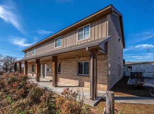 1120 E Campbell St #&-1124, Edmond, OK 73034