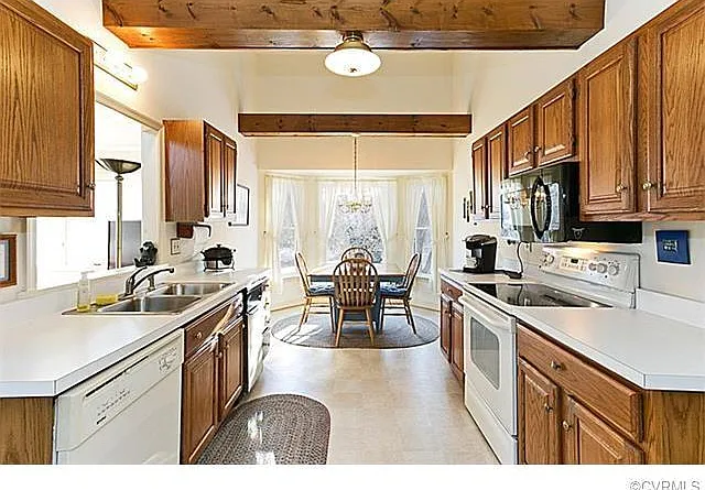 2603 Caitlin Ct — Photo 2