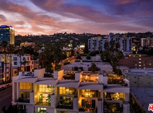 912 N San Vicente Blvd APT 3, West Hollywood, CA 90069