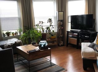 3950 N Avondale Ave APT 3, Chicago, IL 60641