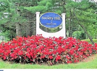 14 Barberry Ct, Lawrence Township, NJ 08648