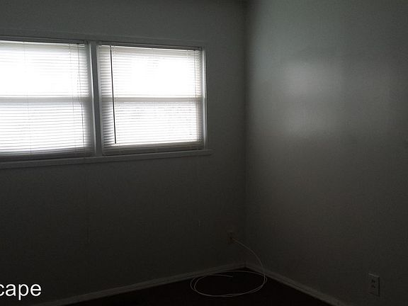 5th image of 2614 Falcon Dr