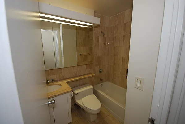 Rented by Luxury Habitat | media 18