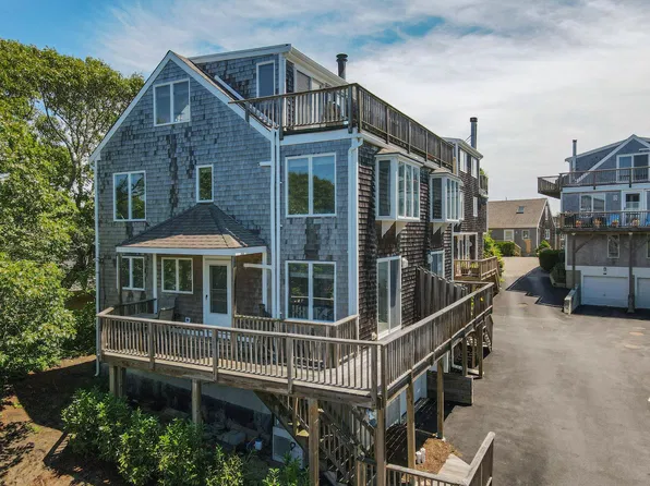 4 Willow Drive #U1, Provincetown, MA 02657
