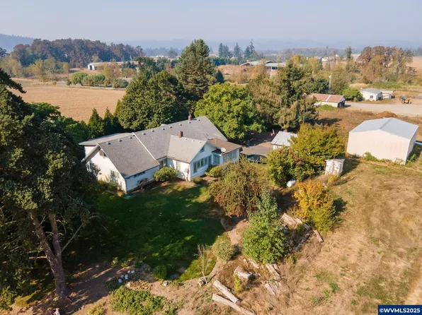 22892 Schultz Rd NE, Aurora, OR 97002