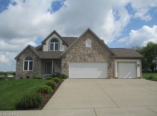 2529 Enclave St NW, Uniontown, OH