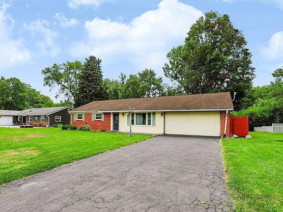 2nd image of 1649 W 76th Pl