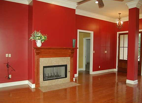 2nd image of 217 Greenhaven Dr
