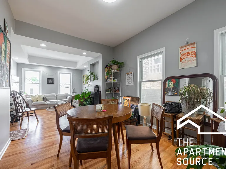 1647 N Francisco Ave #B — Photo 6