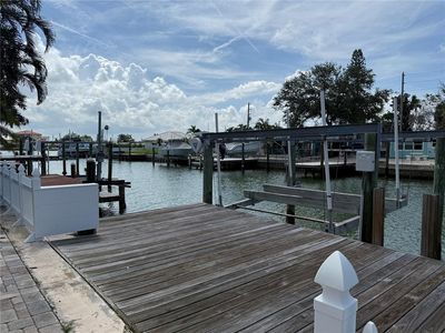 325 E Madeira Ave, Madeira Beach, FL, 33708