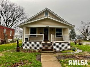 735 Melrose Ct, Clinton, IA 52732