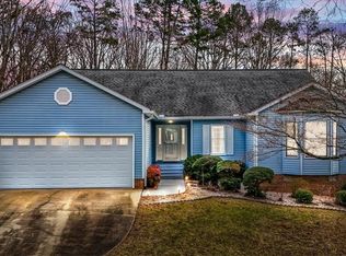 3200 Hickory Ridge Dr, Winston Salem, NC 27127