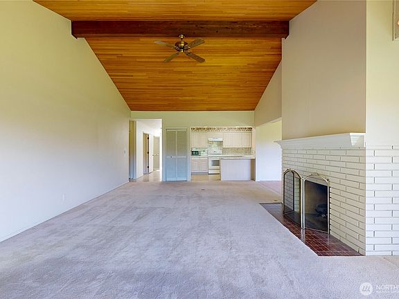 4th image of 2200 Plaza Way #508