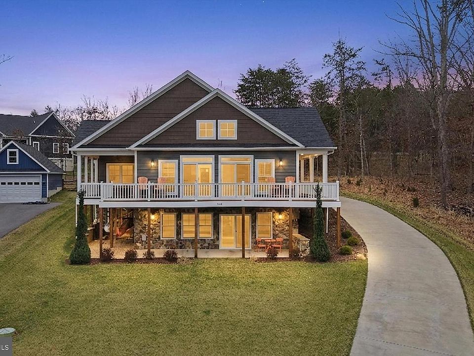 1st image of 504 Sleigh Dr