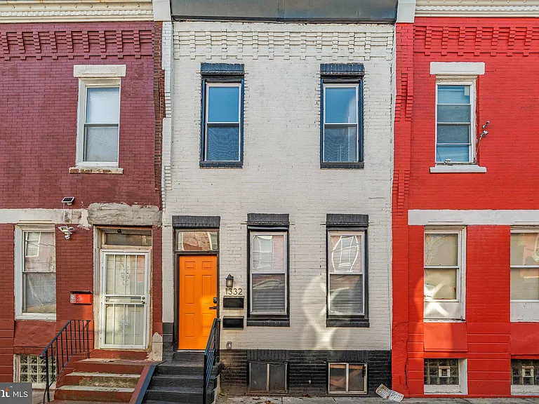 1332 W Toronto St #B — Photo 1