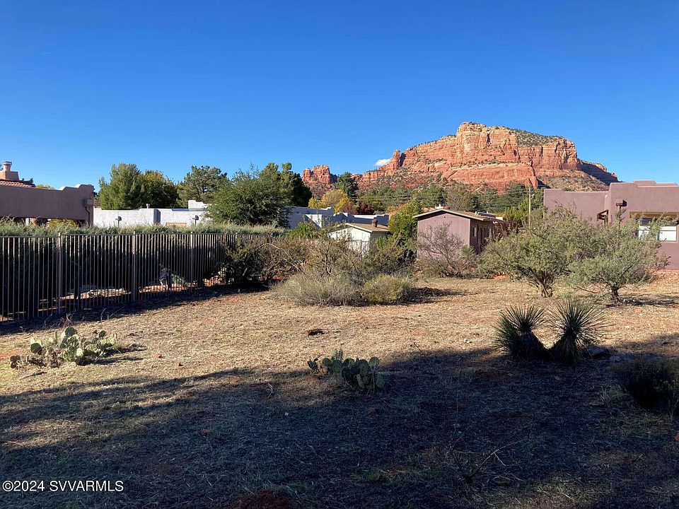 2nd image of 26 S House Rock Road