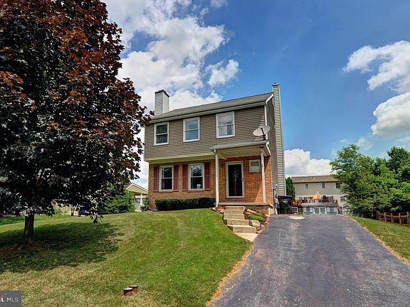 2nd image of 4657 Pheasant Run N