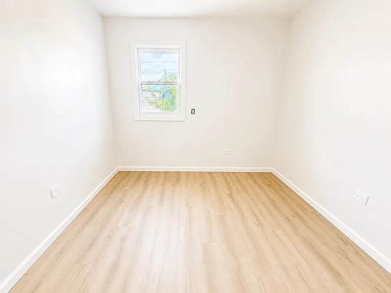 51 Dewitt St #1 — Photo 11