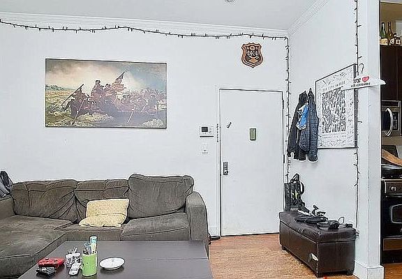 2nd image of 199 E 4th St APT 1