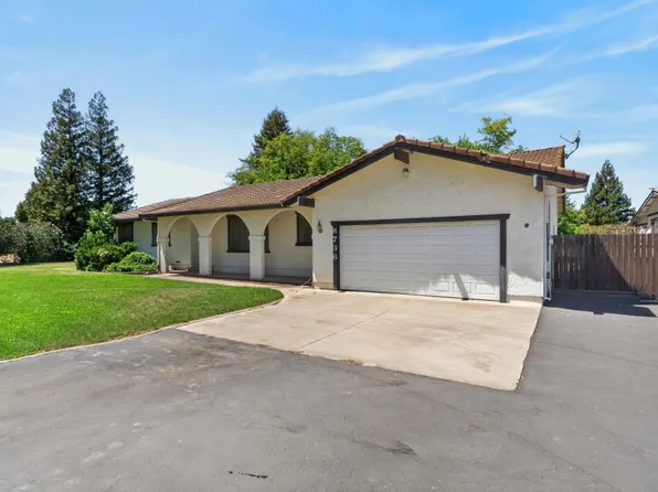 8736 Mackey Rd, Elk Grove, CA 95624