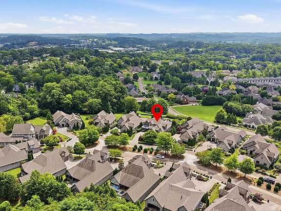 4th image of 7218 Wellsley Manor Way