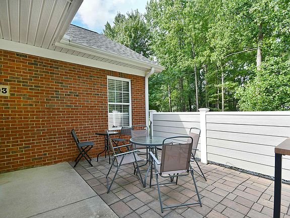 5th image of 1703 Heritage Club Dr