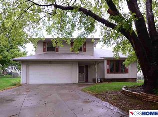 4709 S 99th Cir, Omaha, NE 68127