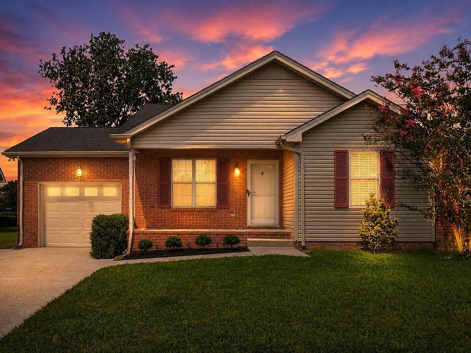 1st image of 2213 Riverway Dr