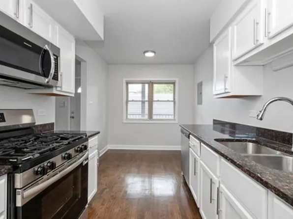 7635 S. Coles Avenue, 7635 S Coles Ave #2C, Chicago, IL 60649