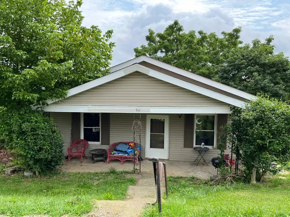 511 Dorsey Ave, Barnesville, OH 43713