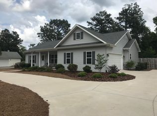 1350 Monticello Dr, Pinehurst, NC 28374