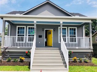 6053 Warrington Dr, New Orleans, LA 70122