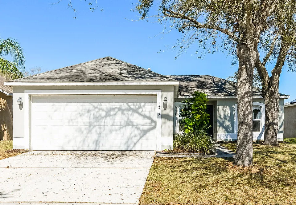 16213 Wilkinson Dr