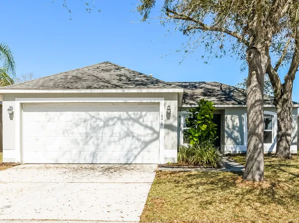 16213 Wilkinson Dr, Clermont, FL 34714