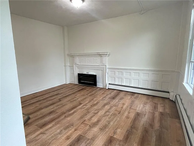 53 Duane St #A — Photo 6